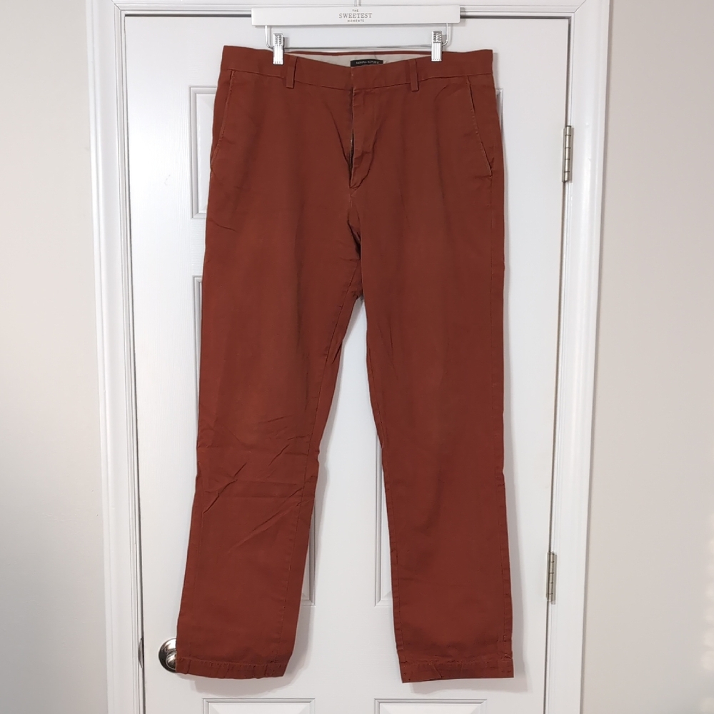 Banana Republic Men's Rust Chinos